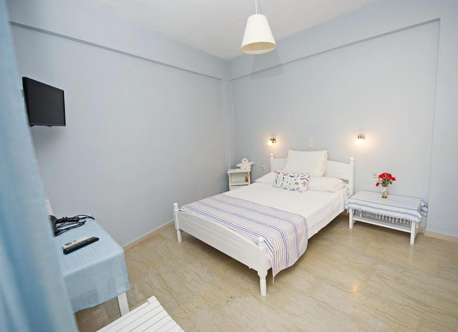 Frida Apartments Benitses  Extérieur photo