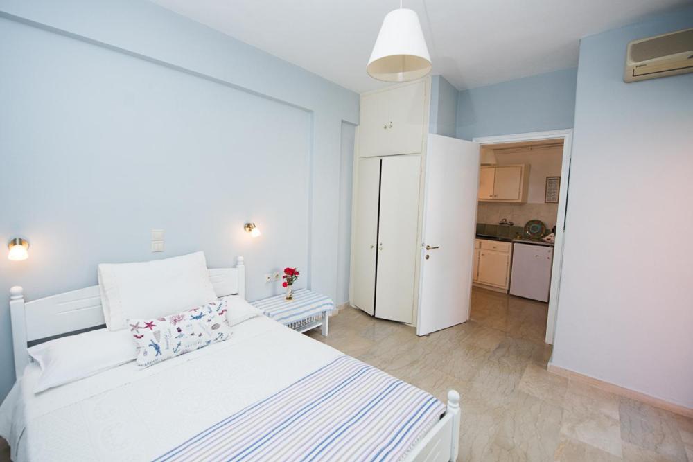 Frida Apartments Benitses  Extérieur photo